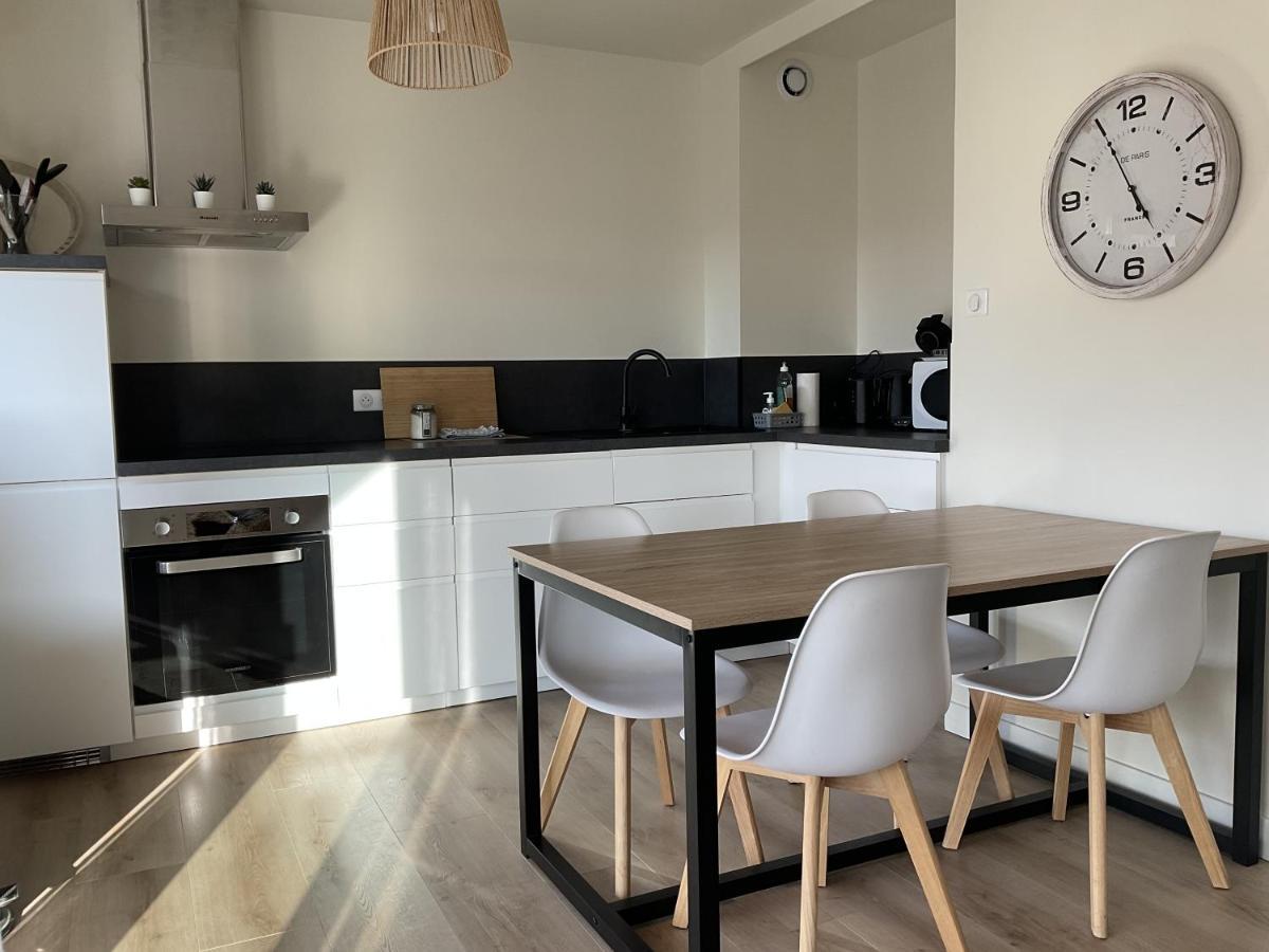 Hyper Centre - 2 Pieces Tout Confort - Terrasse - Ascenseur - Cabourg Exterior foto